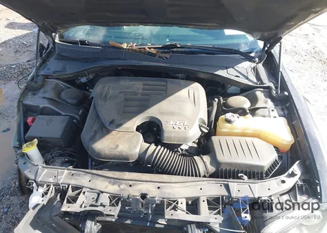 2022 Chrysler 300 S из США, поврежденный, VIN 2C3CCABG8NH130829